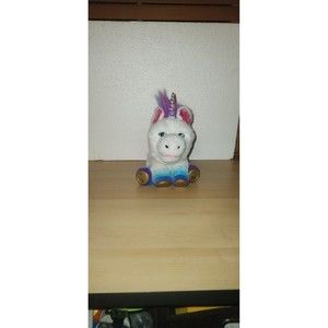 Little Live Pets Rainglow Unicorn sounds, lights, face movement